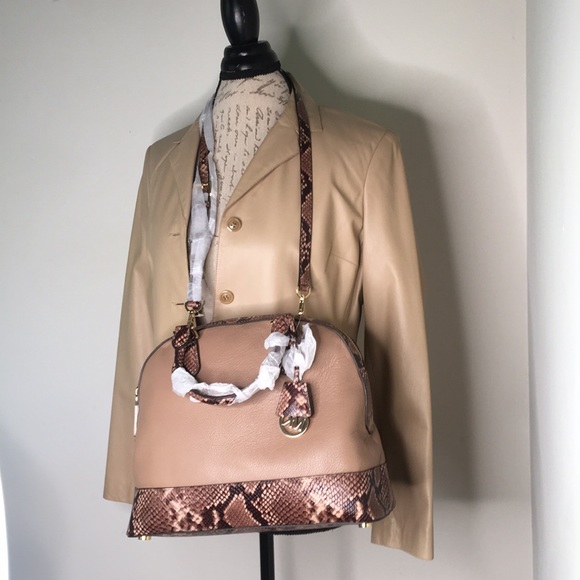 Michael Kors pebbled Leather two Tone Satchel - Picture 3 of 10